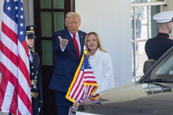 速盈配资 斡旋俄乌，特朗普会放弃吗？